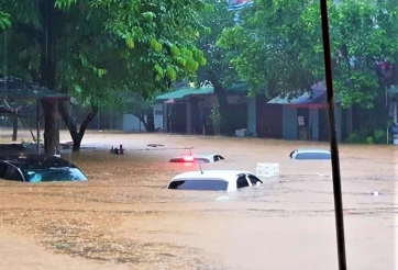 Ô tô ngập nước như lũ lụt ở Hà Giang sẽ bị hỏng nặng tới mức nào?